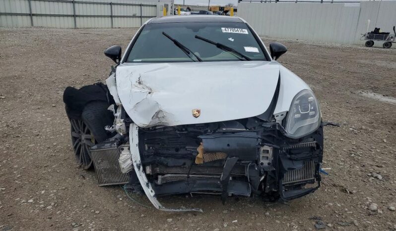 
								2018 Porsche Panamera full									