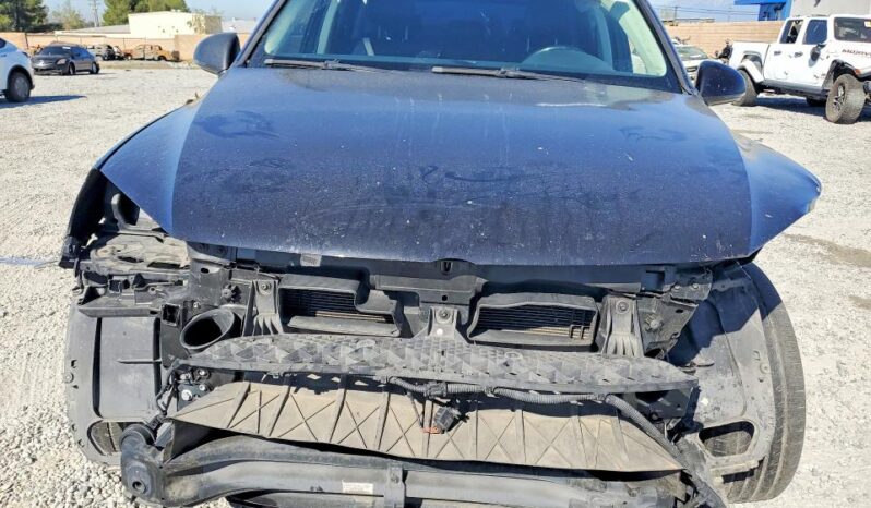 
								2015 Volkswagen Touareg full									