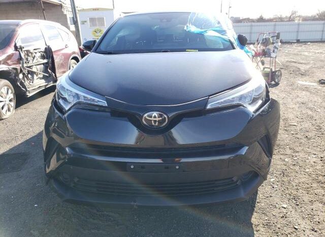 
								2018 Toyota C-hr full									