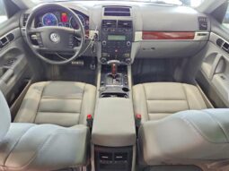 
										2004 Volkswagen Touareg full									