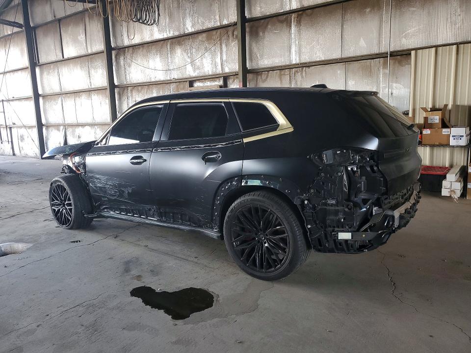 2023 BMW Xm