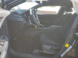 
										2019 Toyota C-hr full									