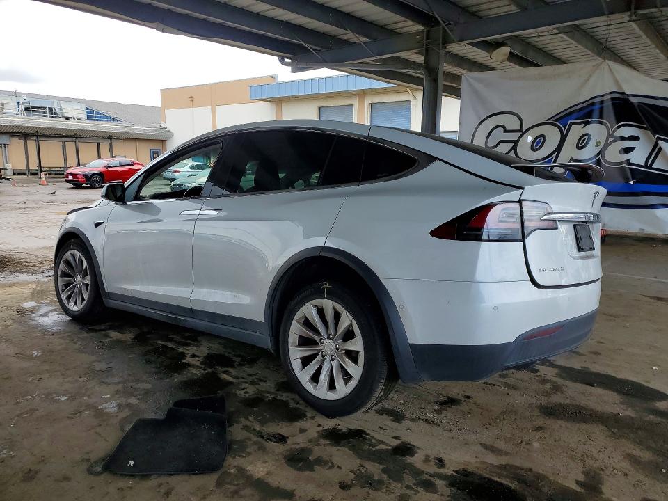 2017 Tesla Model x