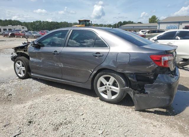 
								2014 Toyota Camry full									