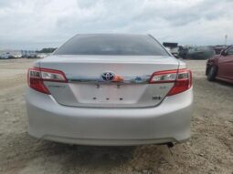 
										2012 Toyota Camry hybr full									