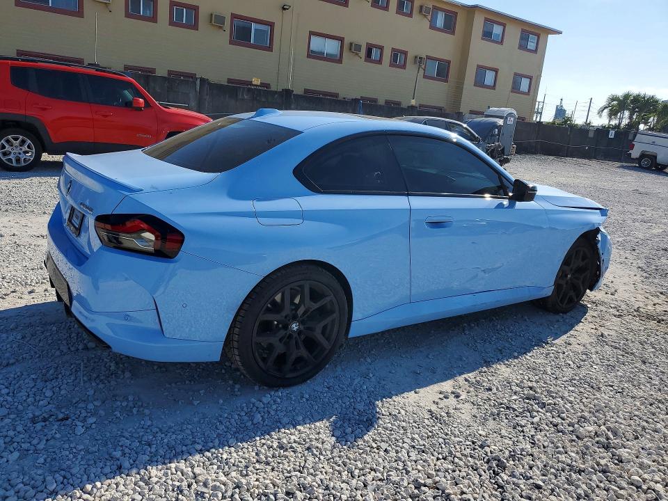 2025 BMW M2