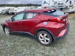 
										2018 Toyota C-hr full									