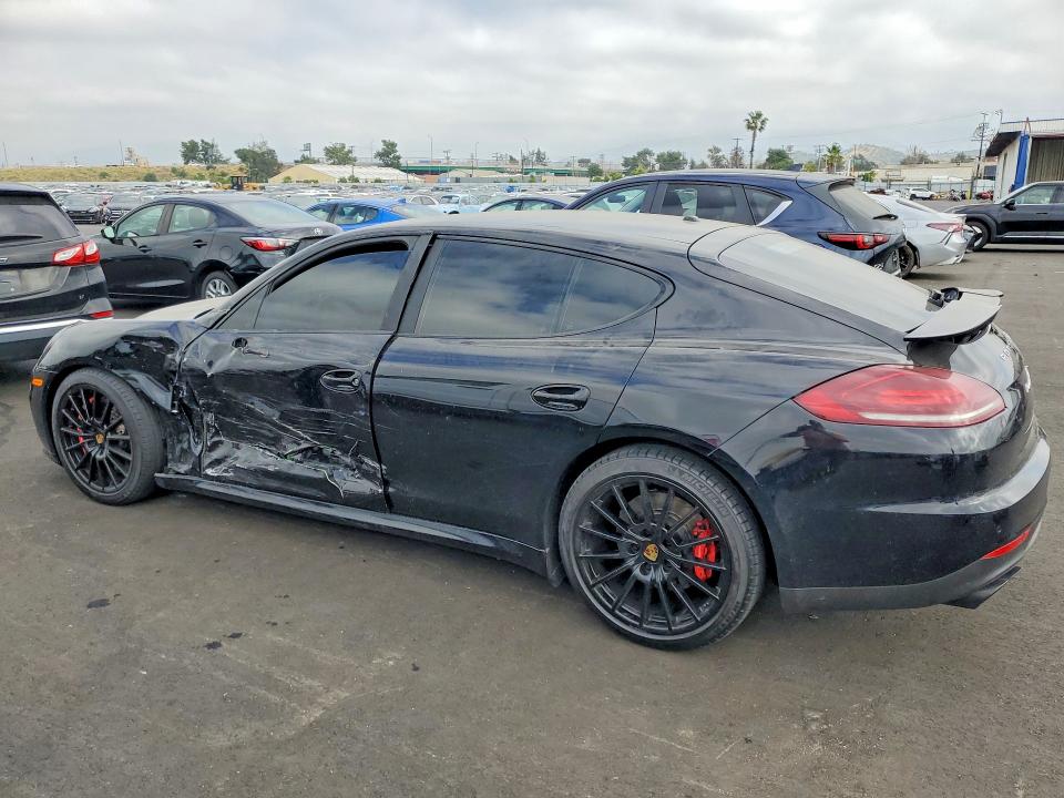 2016 Porsche Panamera