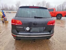 
										2016 Volkswagen Touareg full									