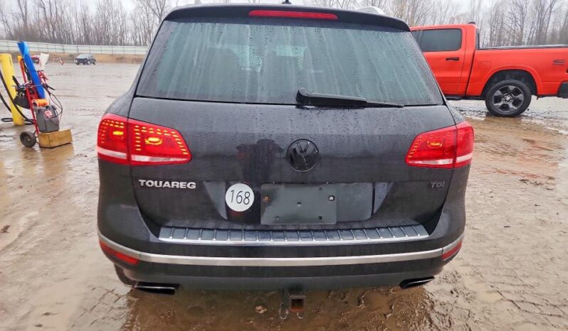
								2016 Volkswagen Touareg full									