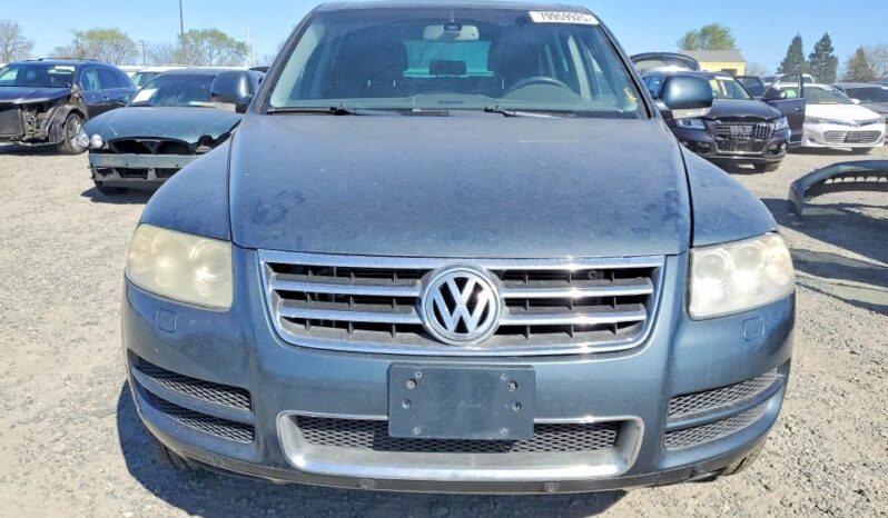 
								2005 Volkswagen Touareg full									