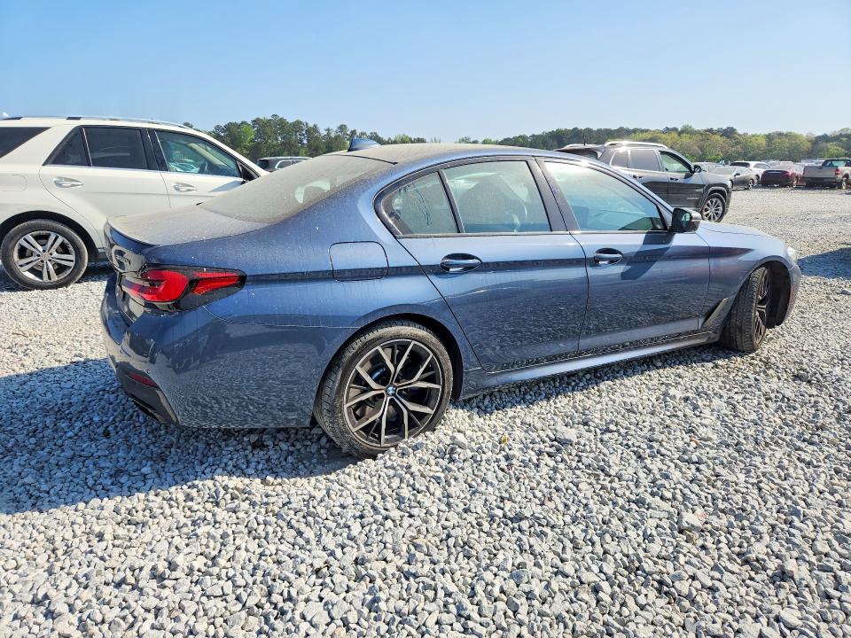 2023 BMW M5