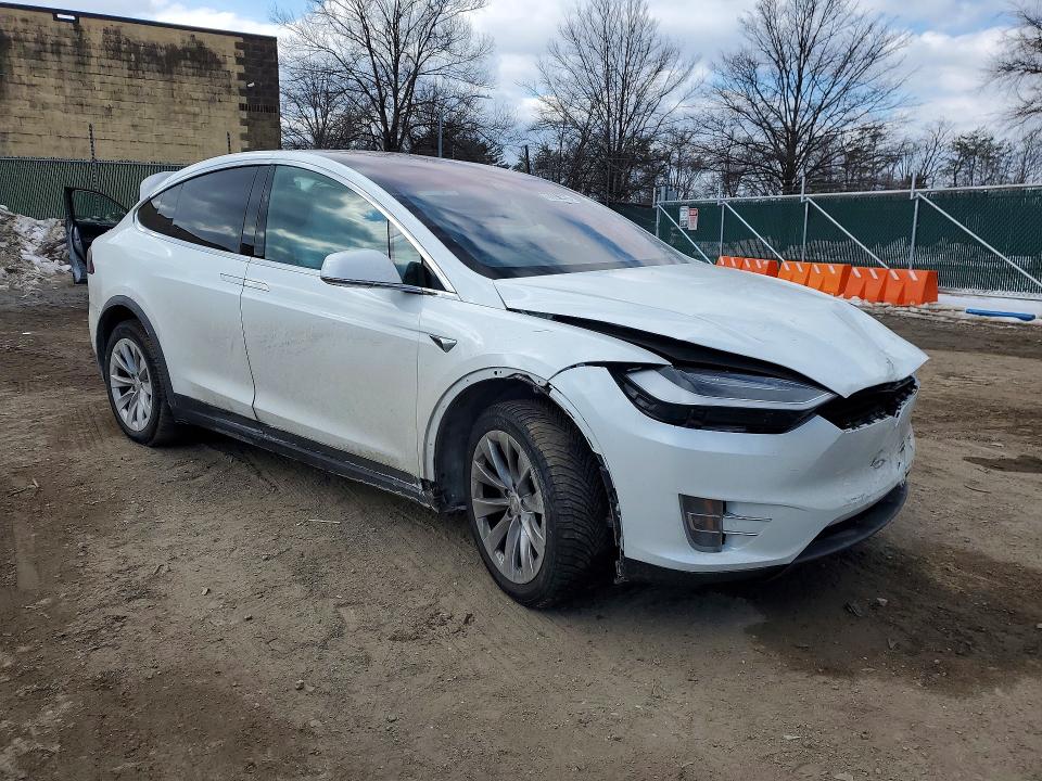2019 Tesla Model x