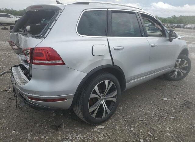 
								2017 Volkswagen Touareg full									
