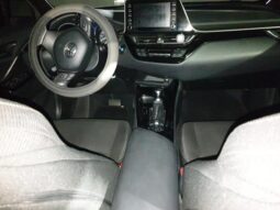 
										2019 Toyota C-hr full									