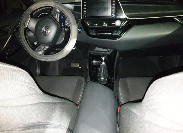 
								2019 Toyota C-hr full									