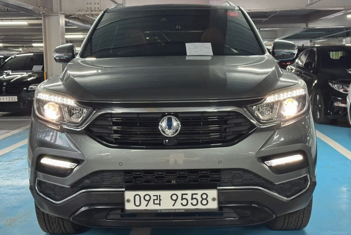 SSANG YONG REXTON