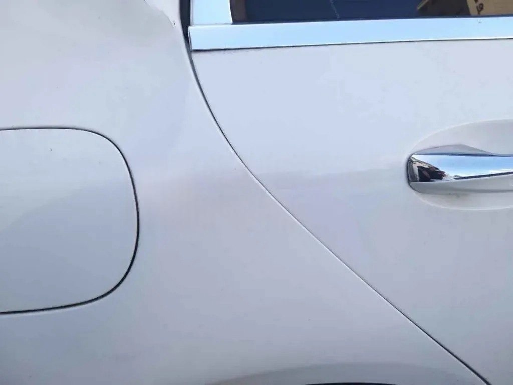 MERCEDES BENZ C 200d