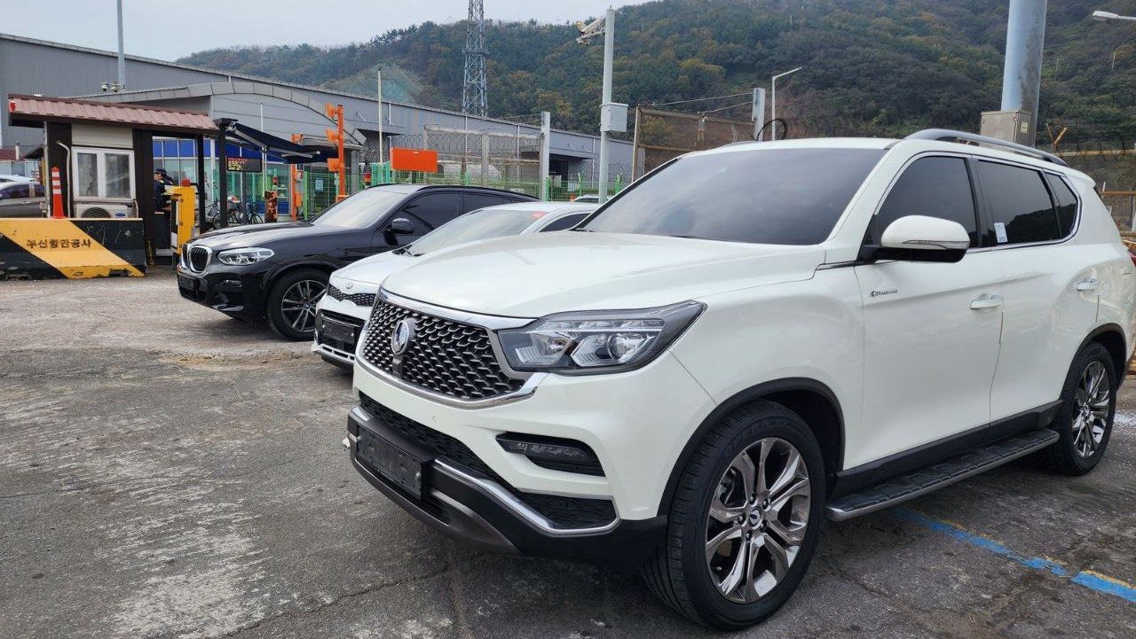 SSANG YONG REXTON