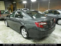
										2012 Toyota Camry full									