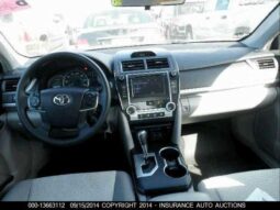 
										2014 Toyota Camry full									