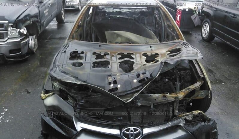 
								2017 Toyota Camry full									
