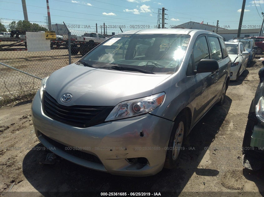 2015 Toyota Sienna