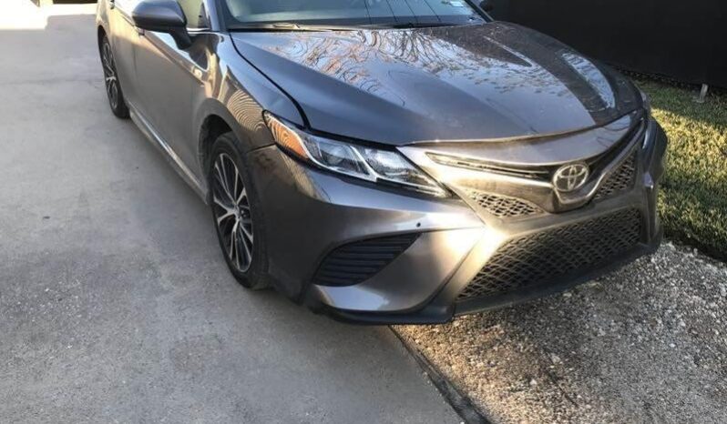 
								2019 Toyota Camry full									