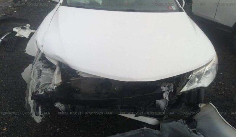 
								2014 Toyota Camry full									