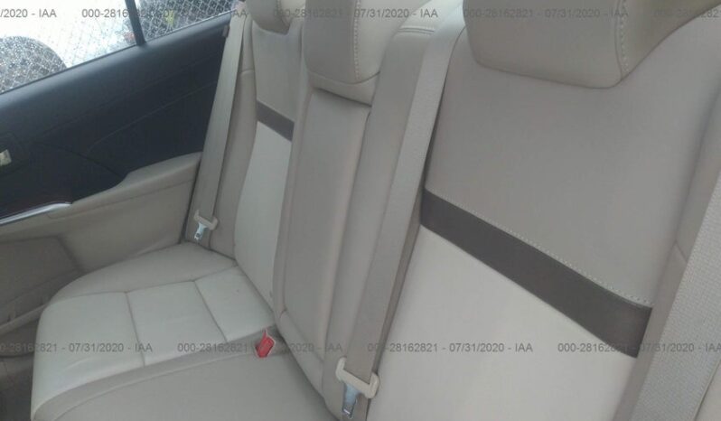 
								2014 Toyota Camry full									
