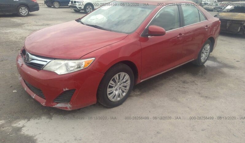 
								2014 Toyota Camry full									