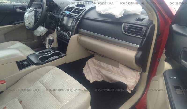 
								2014 Toyota Camry full									