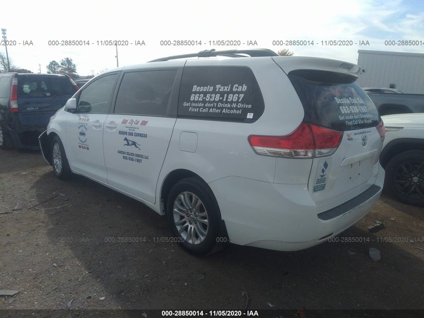 2012 Toyota Sienna