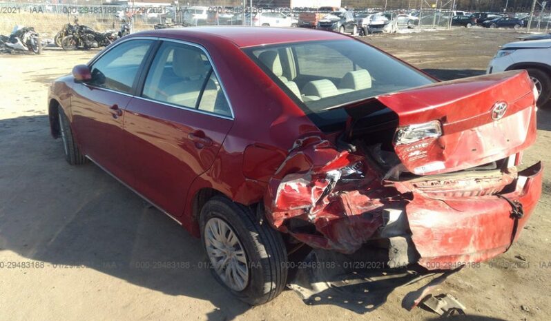 
								2012 Toyota Camry full									