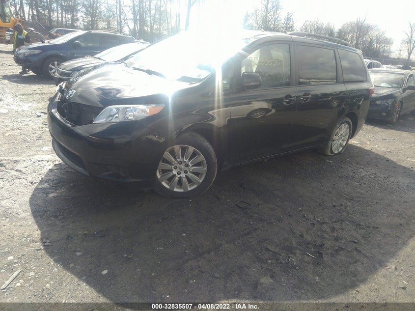 2015 Toyota Sienna