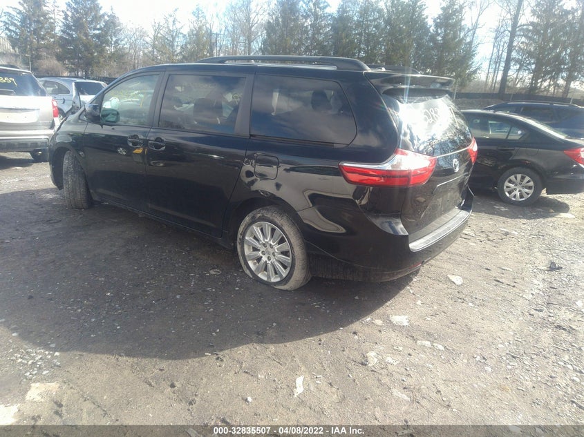 2015 Toyota Sienna