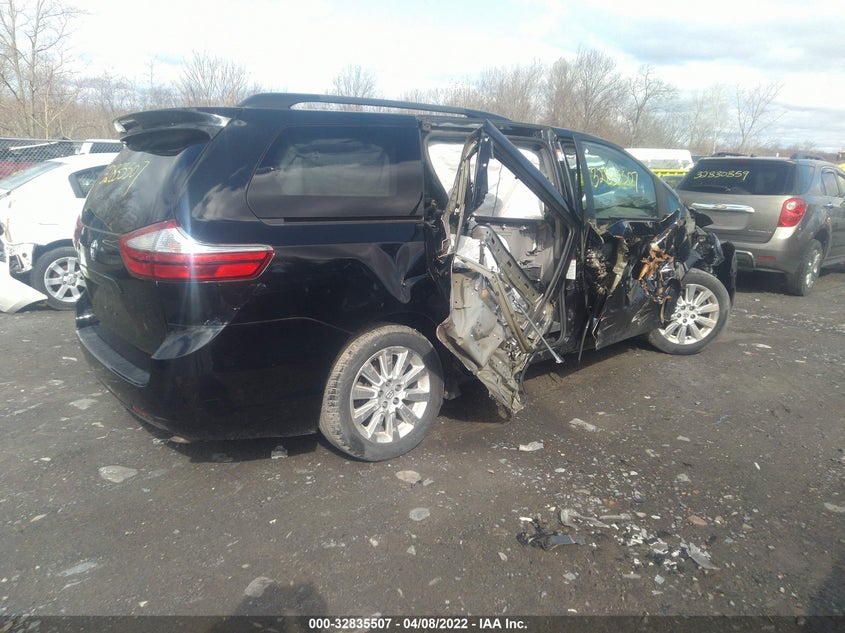 2015 Toyota Sienna