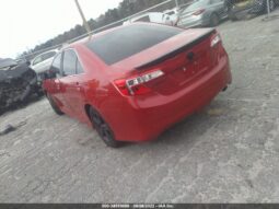 
										2014 Toyota Camry full									