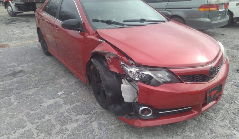 
								2014 Toyota Camry full									