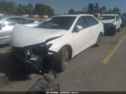 
										2016 Toyota Camry full									