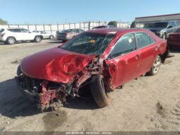 
										2014 Toyota Camry full									