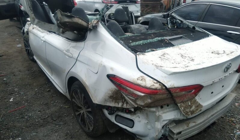 
								2019 Toyota Camry full									