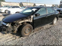 
										2012 Toyota Camry full									