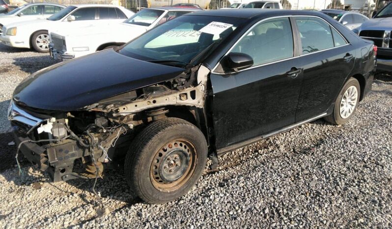 
								2012 Toyota Camry full									