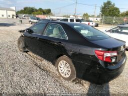 
										2012 Toyota Camry full									