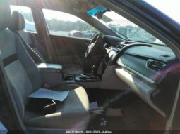
										2012 Toyota Camry full									