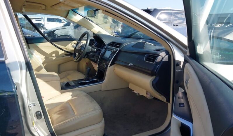 
								2015 Toyota Camry full									