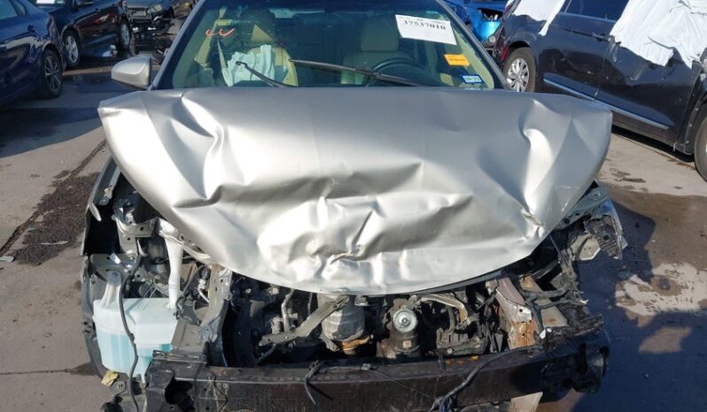 
								2015 Toyota Camry full									