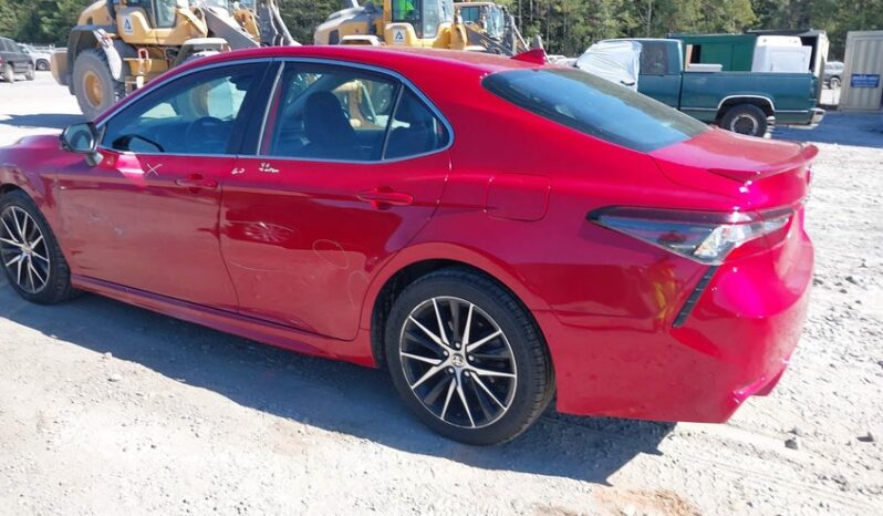 
								2021 Toyota Camry full									