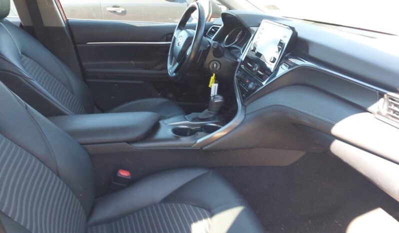 
								2021 Toyota Camry full									